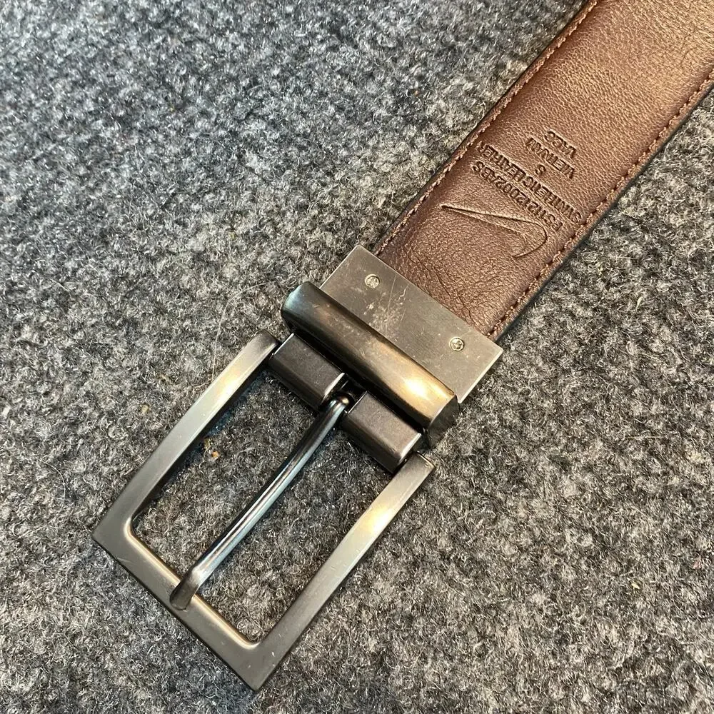 Nike Men's Reversible Leather Belt Black Brown Silver Tone Buckle Size Small